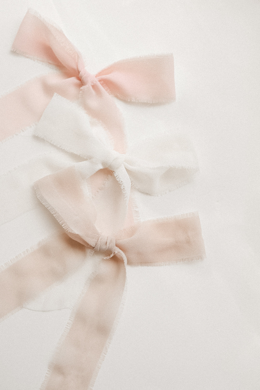 Boucle longue - douce soie blanche
