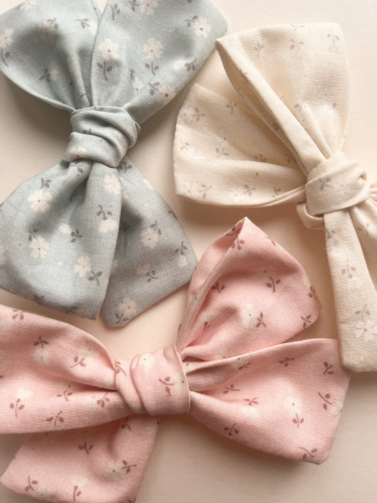 Boucle régulière - Floral doux bleu