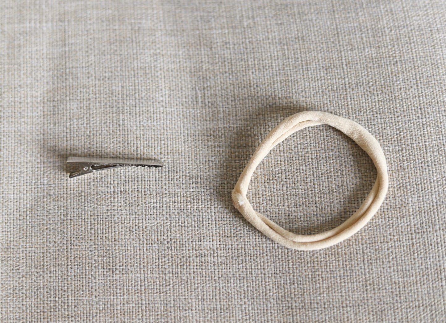 Boucle dentelle lin simple